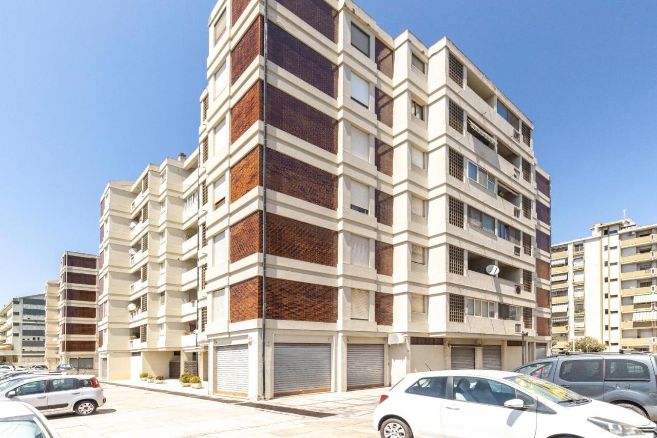 Ice Apartment - Free Wifi Quartu SantʼElena Екстериор снимка